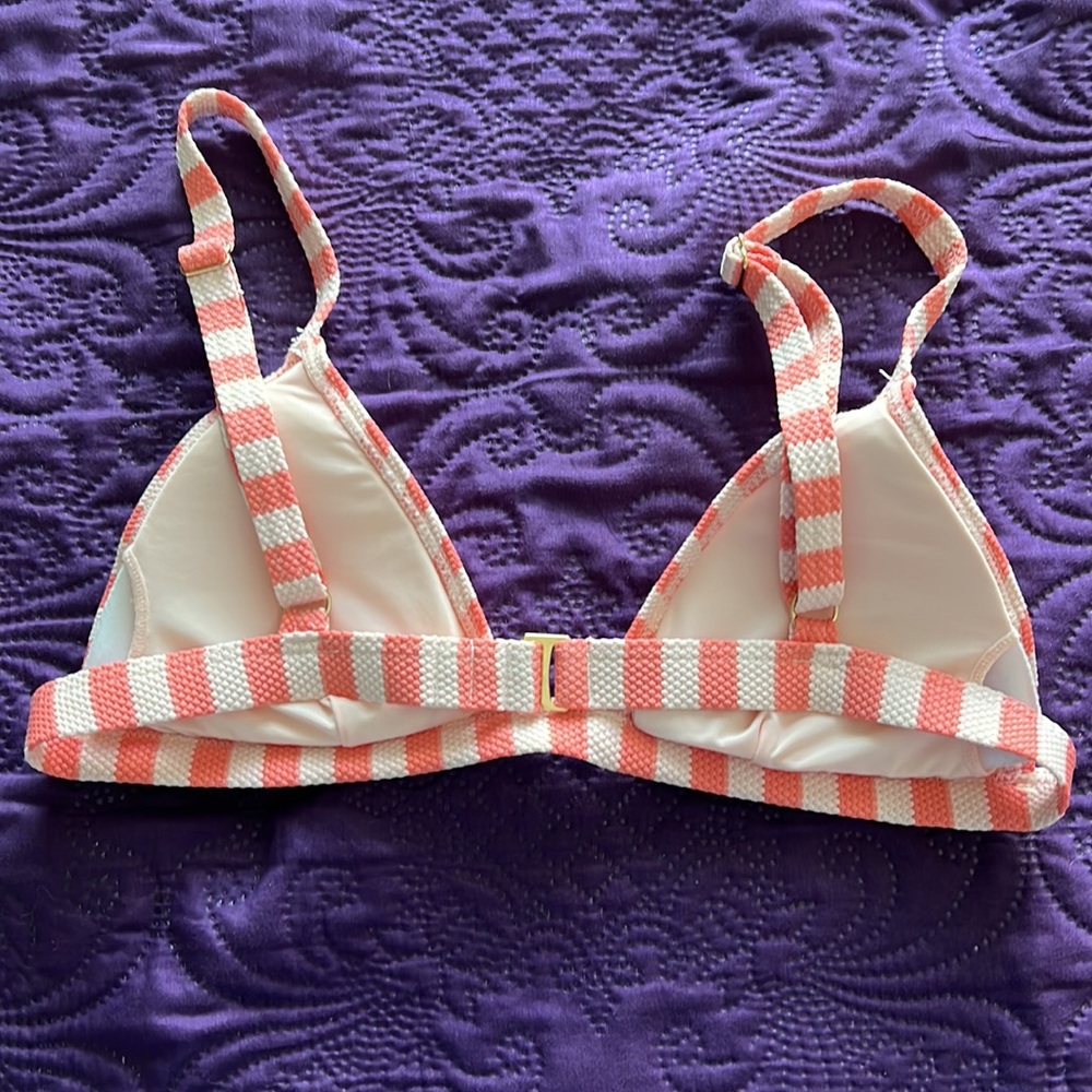 Striped bikini - Picture 3 of 3